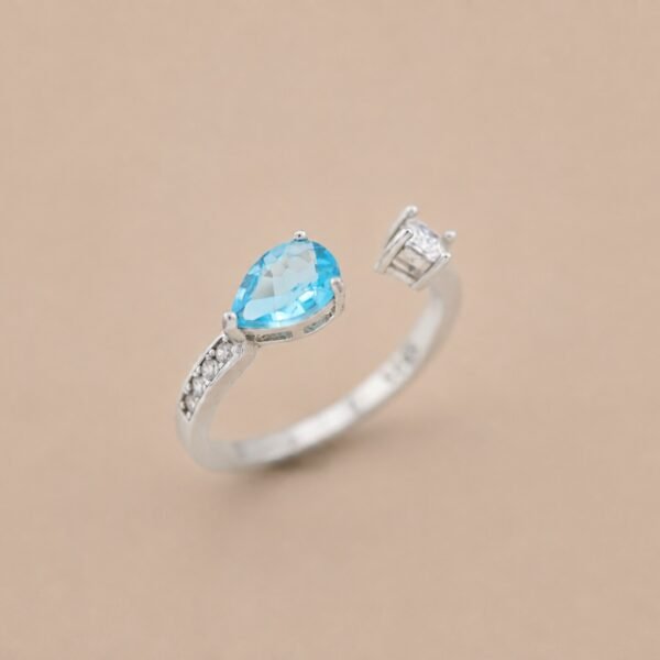 Aqua Balance Ring｜晴藍之衡 925純銀天空藍托帕石戒指