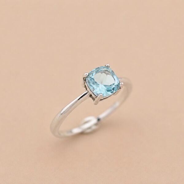 ringsilverskybluetopazsquare2 Sky Cushion Ring|晴空方韻 925純銀天空藍托帕石戒指