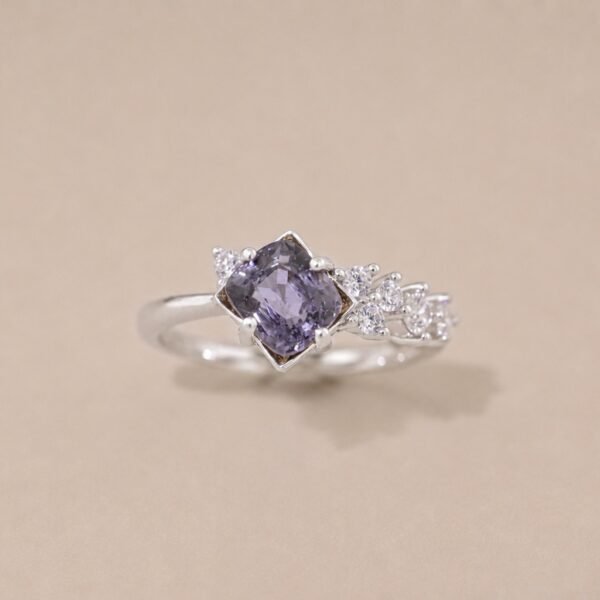 Lavender Dusk Ring｜薰紫暮光 925純銀薰衣草紫尖晶石戒指