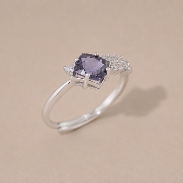 Lavender Dusk Ring｜薰紫暮光 925純銀薰衣草紫尖晶石戒指