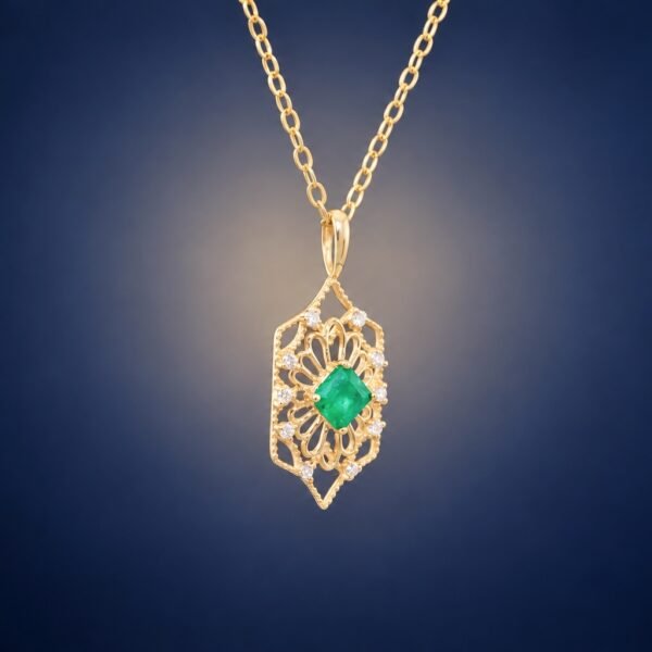 Emerald Lace Pendant｜翠華鏤影 18K黃金哥倫比亞祖母綠鑽石墜飾