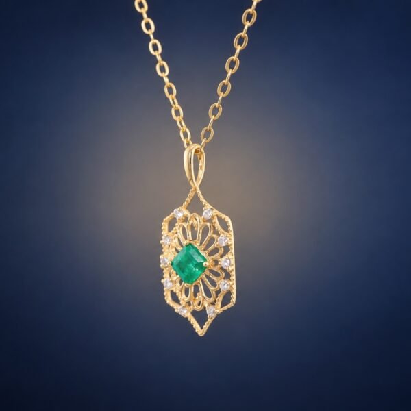 Emerald Lace Pendant｜翠華鏤影 18K黃金哥倫比亞祖母綠鑽石墜飾